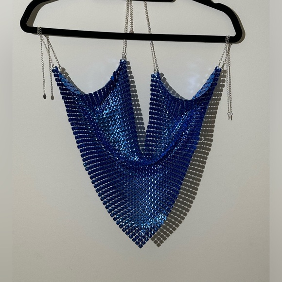 x REVOLVE Chain Top in Blue
8 Other Reasons - Picture 8 of 8